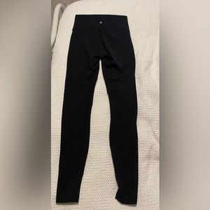 Lululemon Wunder Under leggings